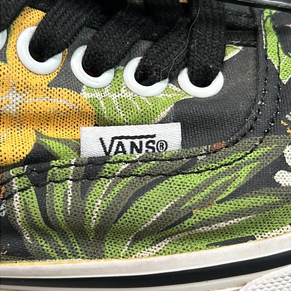Vans Jungle Book lace up sneakers. Women’s 8. Mens 6.5 unisex. - Picture 6 of 12